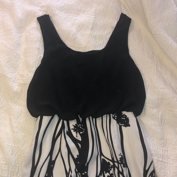 Black and white mini dress - Picture 1 of 3